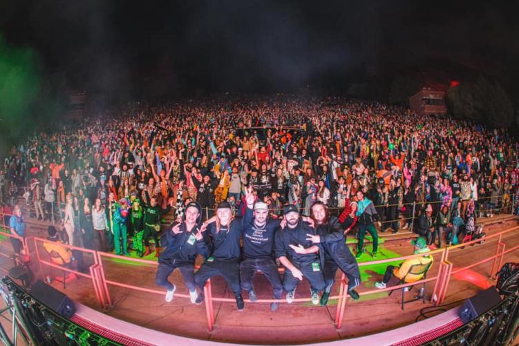 Ternion Sound Red Rocks NYE