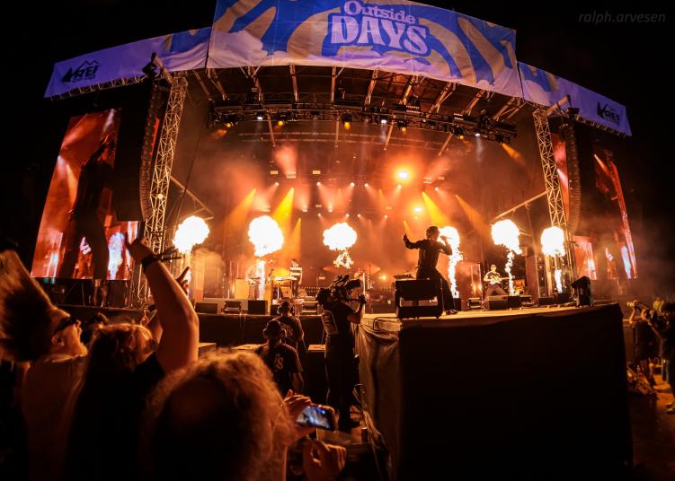 Cage the Elephant Outside Days